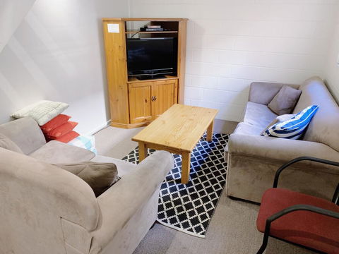Bayplay Cottage And Portsea Apartments - Hobart Tourism 2