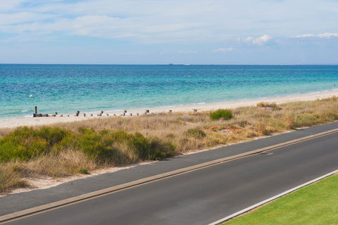 Bayside Beauty - Hobart Tourism 0