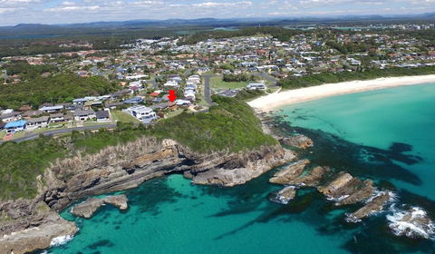 BEACH BREAK, 34 CLIFF ROAD - Hobart Tourism 0