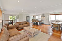 Book Alexandra Headland Accommodation Vacations Tourism TAS Tourism TAS