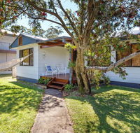 Beach House - Hobart Tourism