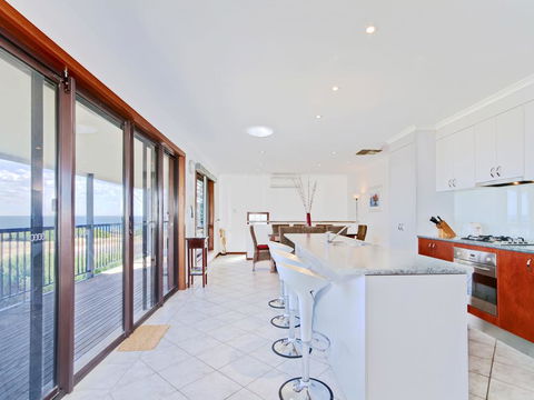 Beach House At Moana - Hobart Tourism 3