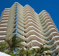 Beach House Seaside Resort - Hobart Tourism