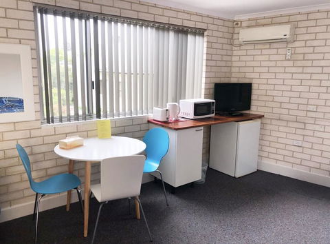 Beach Park Motel - Tourism TAS 1