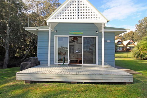 Beach Shack On The Lagoon - Tourism TAS 1