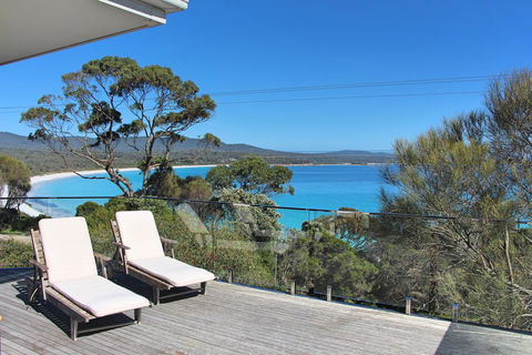 Beach Side Bay Of Fires - Hobart Tourism 0