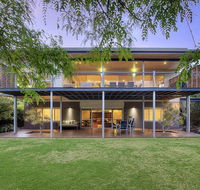 BeachBlu Holiday Home - Hobart Tourism