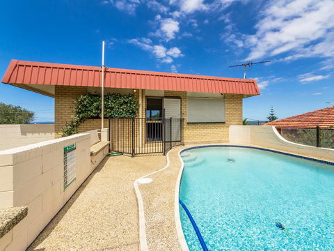 Beachfront Apt With Private Pool - Tourism TAS 2