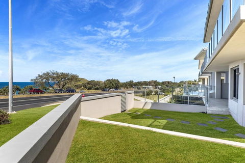 Beachfront Cabarita Apartment - Tourism TAS 1