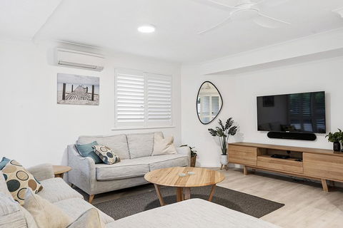 Beachhaven 1 @ Clarkes Beach - Tourism TAS 1
