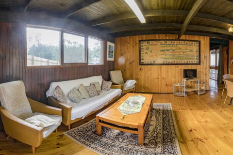 Beachouse - Hobart Tourism 0