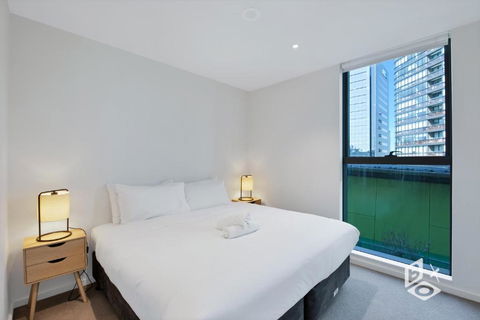 REST COLLECTION Apartments On Collins Docklands - Tourism TAS 2
