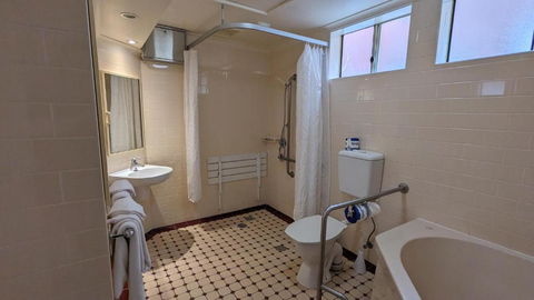 River Motel - Hobart Tourism 1