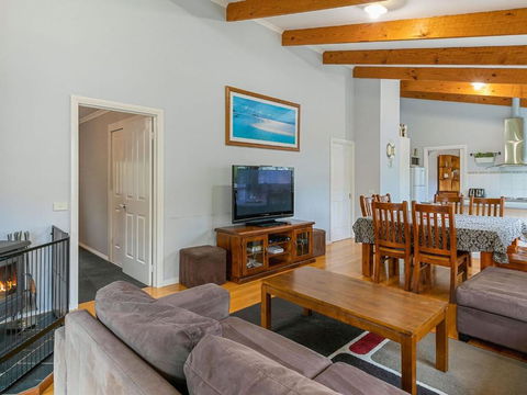 Red Rocks Villa - Tourism TAS 2