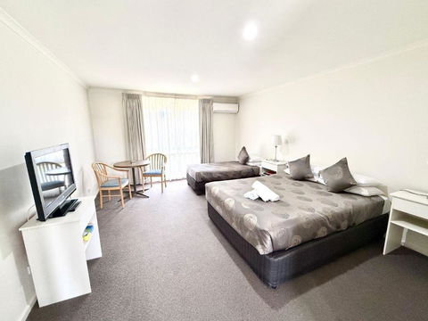 Redgum Motel - Tourism TAS 2