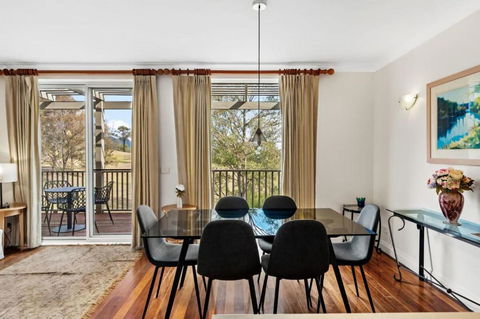 Refreshing Valley Escape - Hobart Tourism 1
