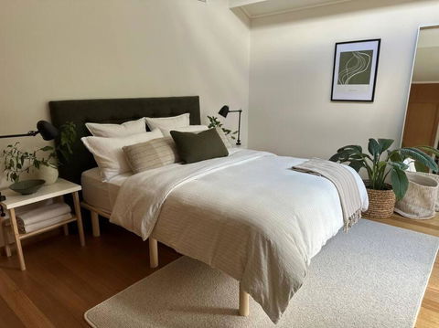 Relaxed And Stylish -self Check In, Secure Parking - Hobart Tourism 1
