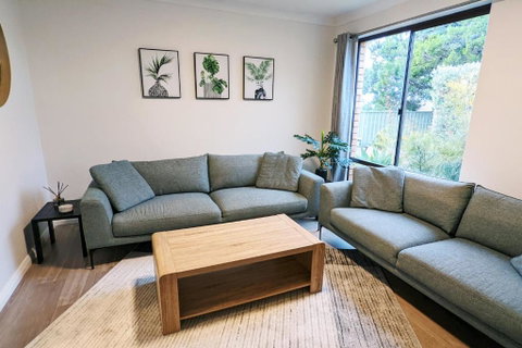 Relaxing Home Close To Nature - Tourism TAS 1