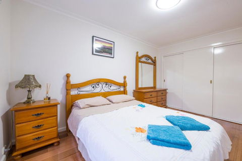 Rent Melbourne - Tourism TAS 3