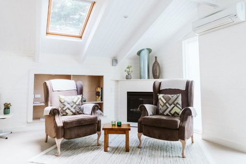 Rhyll Haven Luxury Getaway Apartments - Hobart Tourism 3