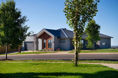 Ridge Vue Retreat - Hobart Tourism 1