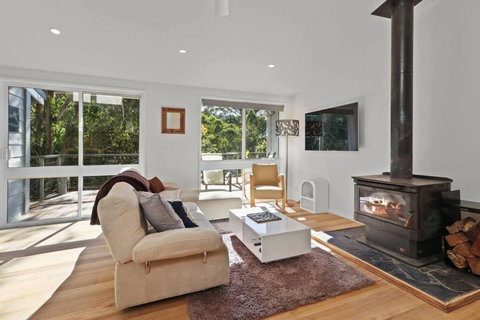 River Rest Merrijig Near Base Of Mount Buller - Hobart Tourism 3