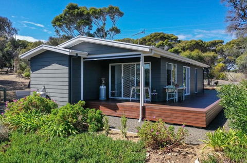 River Retreat - Hobart Tourism 2
