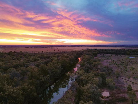 Riverbank Glamping - Hobart Tourism 1