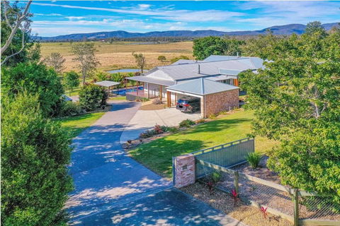 Riverbend Ranch - Hobart Tourism 2