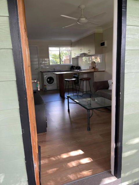 Riverdale Boutique Townhouses No 12 - Hobart Tourism 1