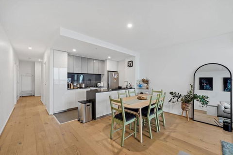 Riverina - Ultimate Footscray Getaway With Parking - Tourism TAS 2