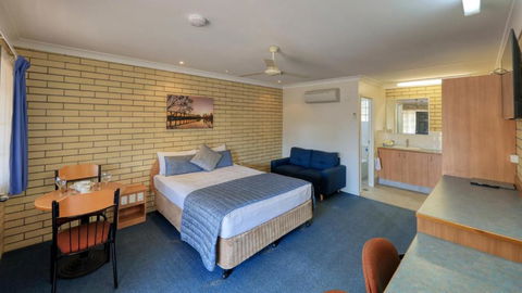 Riverland Motor Inn - Tourism TAS 2