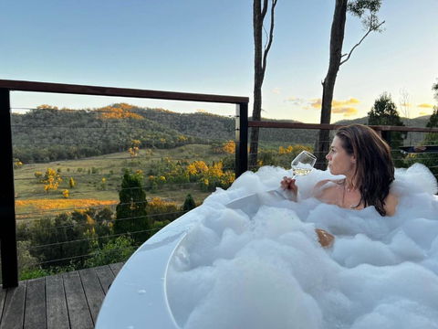 RIVERLEA RETREAT MUDGEE - Private, Outdoor Bath, Pool, Tranquility - Hobart Tourism 0