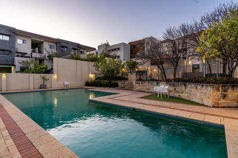 Riverside Panorama Suite Spectacular City Living - Hobart Tourism 2