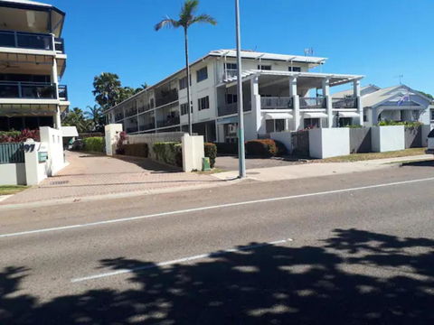Residential Two-bedroom Unit On The Strand, Self-check In, Wi-fi - Tourism TAS 3