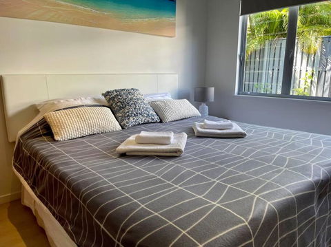Relax At Trinity Beach Getaway, Blue Lagoon, Trinity Beach - Hobart Tourism 0
