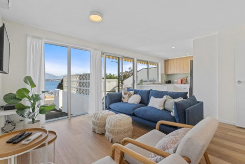 Rose Bay Riverfront - Dreamy Luxury By The Water - Tourism TAS 2