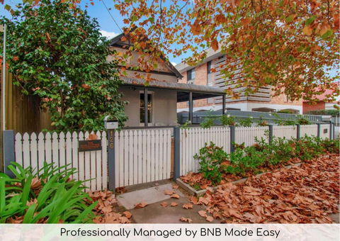 Rose Cottage - Stroll To CBD, Leafy Setting - Tourism TAS 0