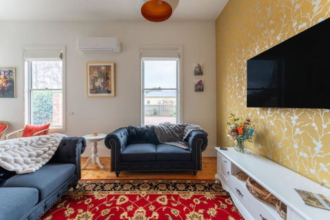 Rose Villa Heritage Home With Parking & WiFi - Tourism TAS 3