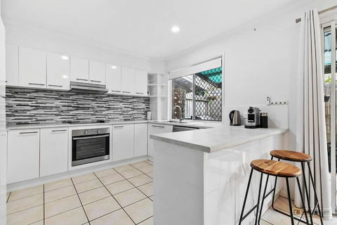 Rosella Rise! - Tourism TAS 1