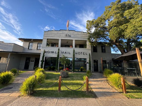 Royal Mail Hotel Whittlesea - Hobart Tourism 2