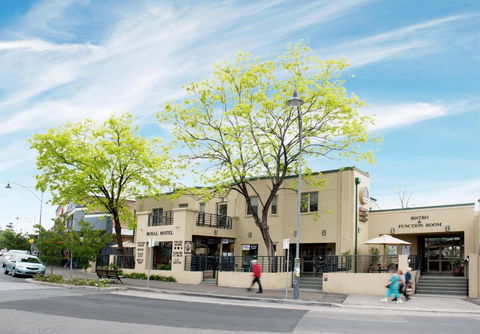 Royal Hotel - Hobart Tourism 0