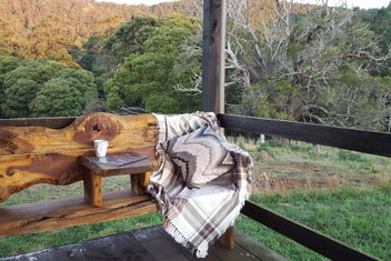Rustic Hut Bush Retreat with Hobart Tourism