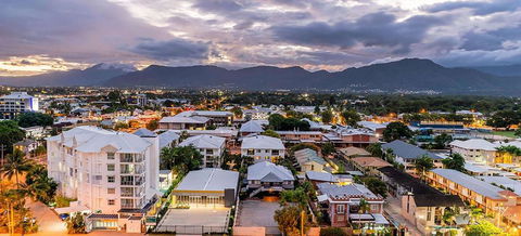 Rydges Esplanade Resort Cairns - Tourism TAS 3