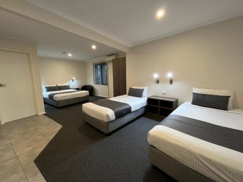Ryley Motor Inn - Tourism TAS 1