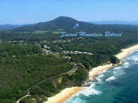 Sacred Mountain Retreat - Hobart Tourism 1