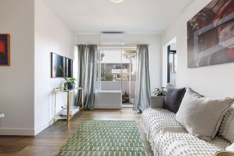 Sage Haven - Laidback St Kilda Beach Living - Tourism TAS 1