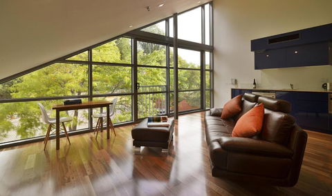 Salamanca Wharf Hotel - Hobart Tourism 0