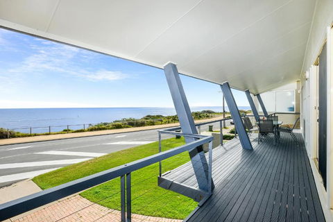 Salt - Aldinga Beach - C21 SouthCoast Holidays - Tourism TAS 1