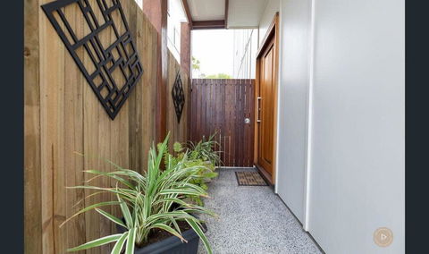 Salt Zen Holiday Townhouse - Tourism TAS 1
